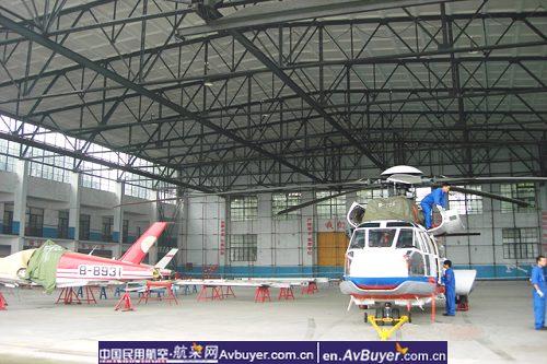 民航飞行学院飞机修理厂在灾难中昂首前进 – 中国民用航空网